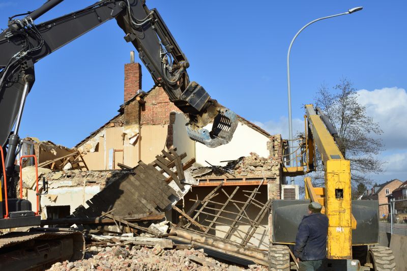 House Wrecking in Conroe, TX